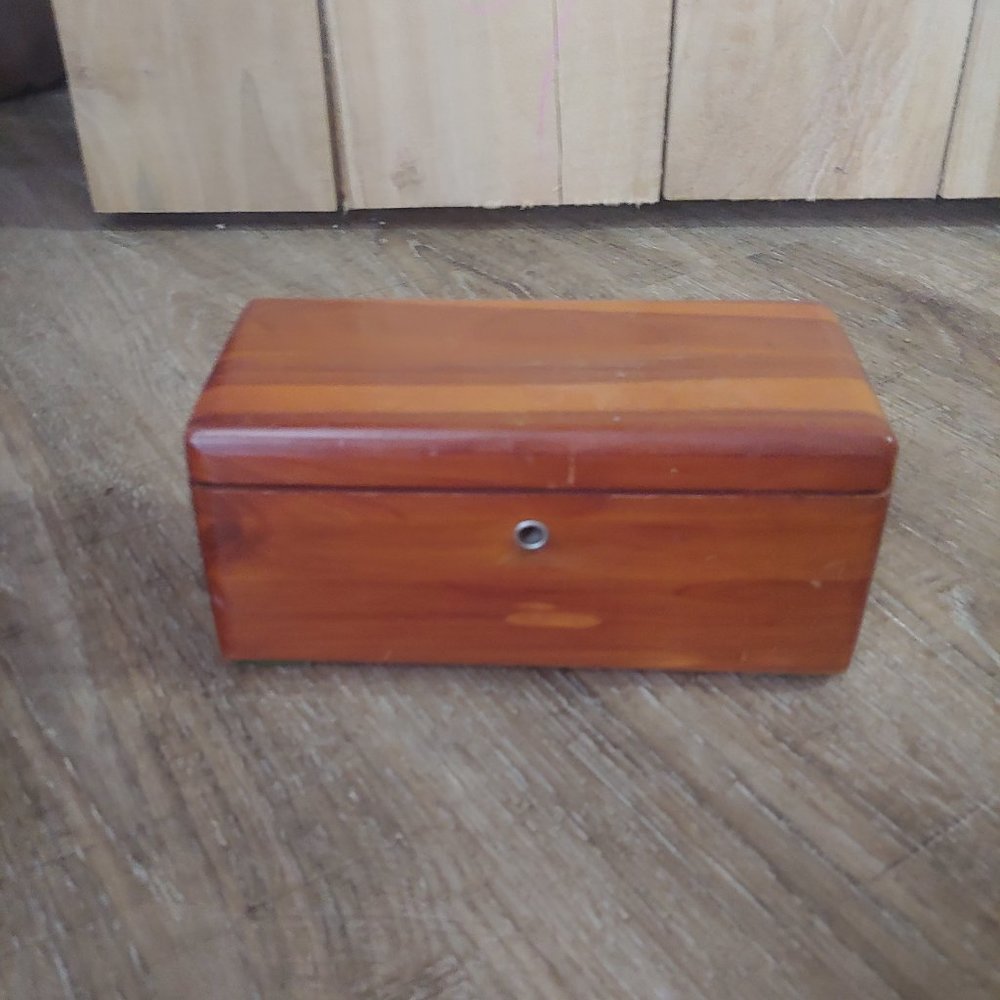 vintage small lane cedar chest by Buford Furniture